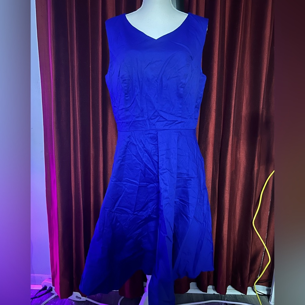 Elegant Blue Sleeveless Dress